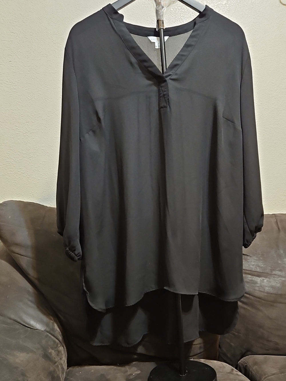 Boutique 9 Black V-Neck High Low Tunic Top